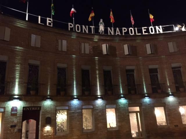 Hotel Restaurant Le Pont Napoleon Муасак Екстер'єр фото